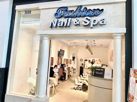 nail salon in trumbull mall